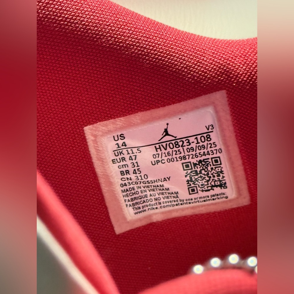 Women's Size 14/Men's Size 12.5 - Air Jordan 4 Retro "Pale Ivory and Tough Red" - Picture 12 of 16